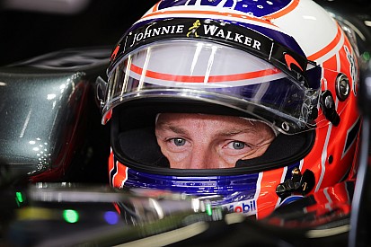 Button : "Ce qui m'inquiète, c'est mon cou"