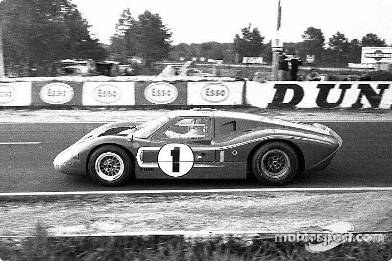 A.J. Foyt fél évszázad után visszatér Le Mans-ba