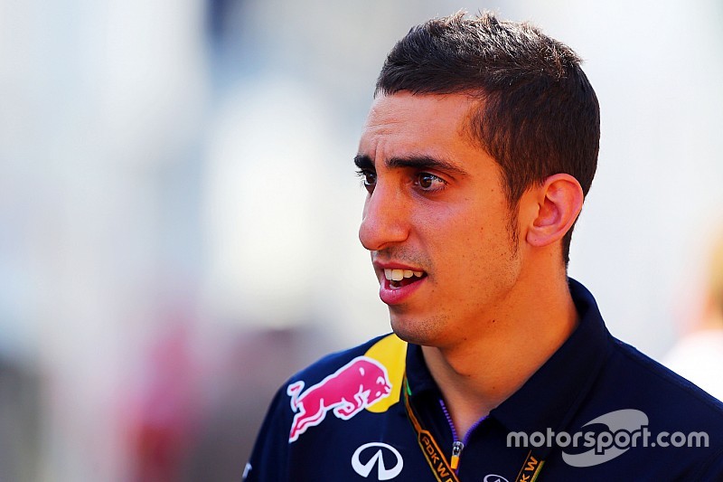 Sébastien Buemi à bord de la Red Bull dans les essais du Paul Ricard