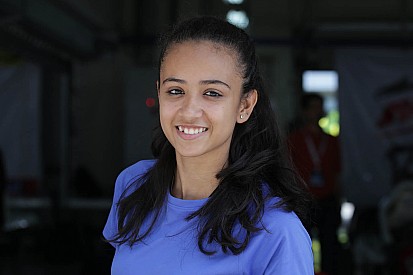 Erda becomes first female driver in Euro JK Tyre series