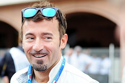 Biaggi sikeres műtéten van túl, de még mindig az intenzíven ápolják