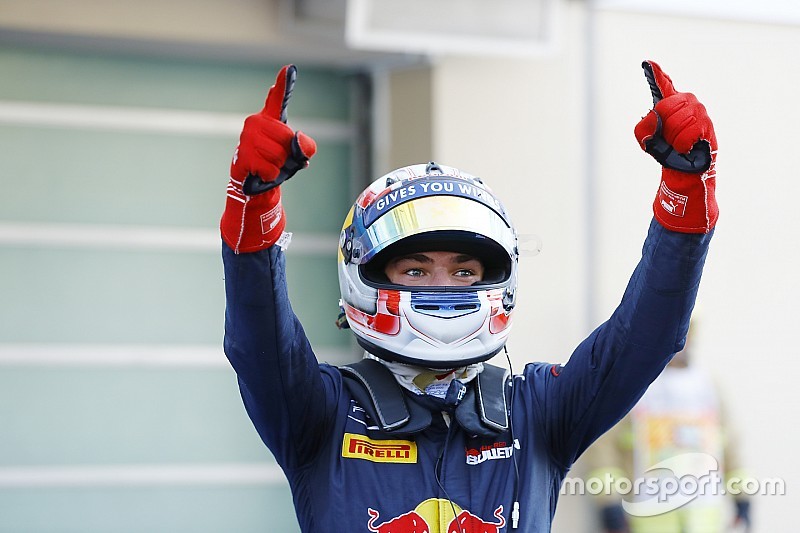 Kampioen GP2 Series 2016 Pierre Gasly, PREMA Racing