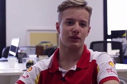 VÍDEO: Gianluca Petecof fala sobre carreira no kart e futuro