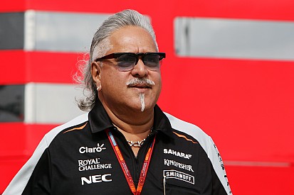 El dueño de Force India renuncia a su cargo de la FIA