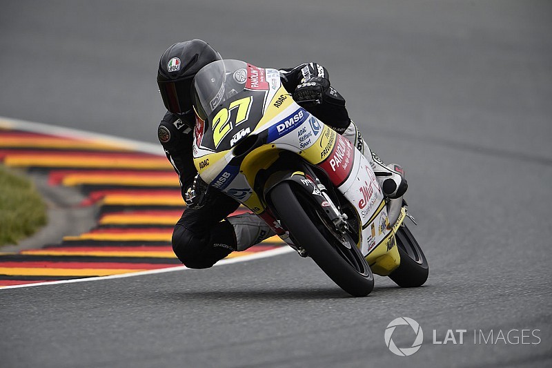 Brno, Libere 1: Georgi domina sotto la pioggia. Bulega secondo