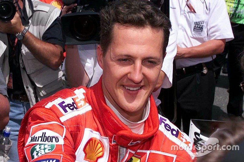 Hamilton dedica un post a Schumacher dopo la 68esima pole