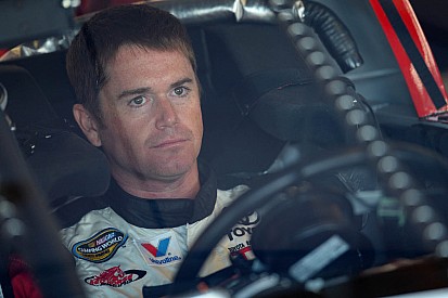 Timothy Peters holds on to win Valley Star Credit Union 300