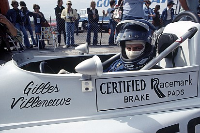 El primer curso de conducción de Gilles Villeneuve