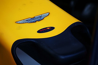 Aston Martin, Red Bull'la motor anlaşmasına sıcak bakıyor