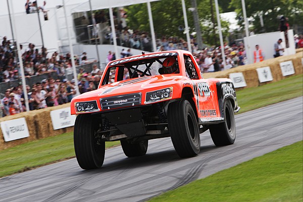 Robby Gordon ya puede volver a competir en Australia