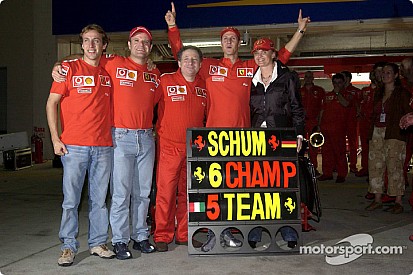 Gallery: Schumacher, Raikkonen decide the title in Japan, 2003