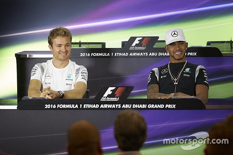 Rosberg: reclamações de Hamilton são “como elogio”