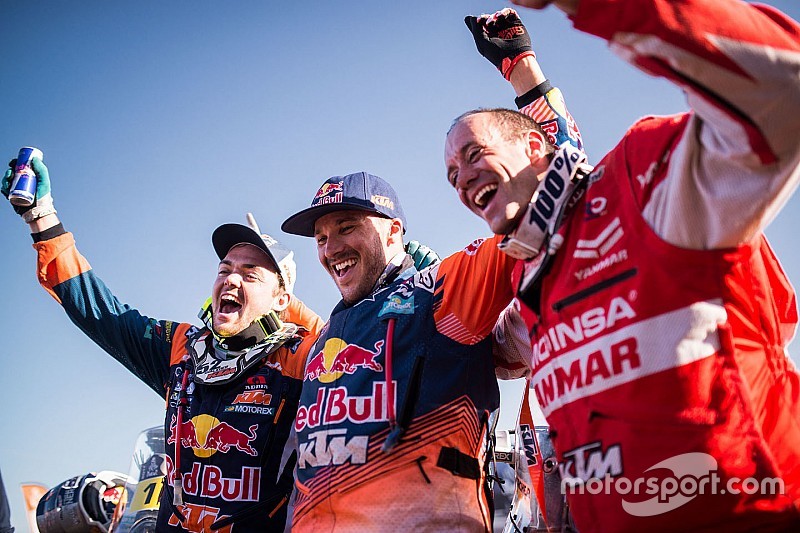 Farrés y Barreda encabezan los inscritos en motos del Dakar 2018