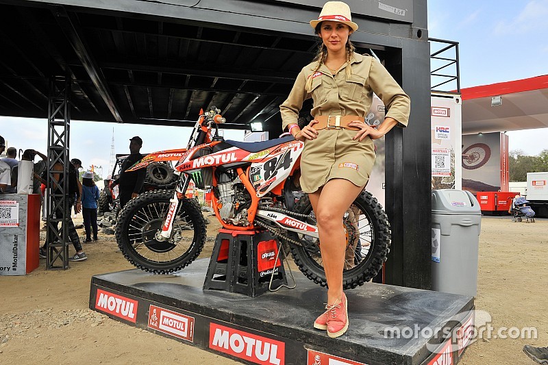 Как выглядит «Дакар» изнутри: день с командой Motul