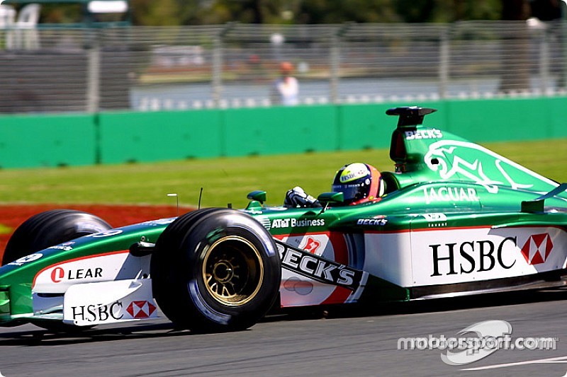 Босс McLaren сравнил проблемы Honda с провалом Jaguar в Ф1