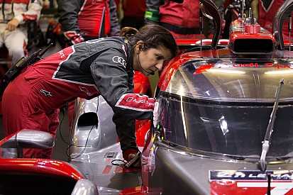 Női vezetőmérnök dolgozhat az IndyCarban