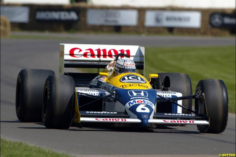 Riccardo Patrese, Williams FW11b, Goodwood Festival of Speed. July 12-14, 2002.