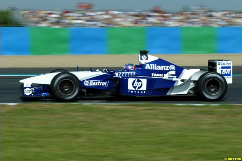 Juan Pablo Montoya, Williams, Qualifying for the French Grand Prix, Magny Cours, France, July 20th 2002.
