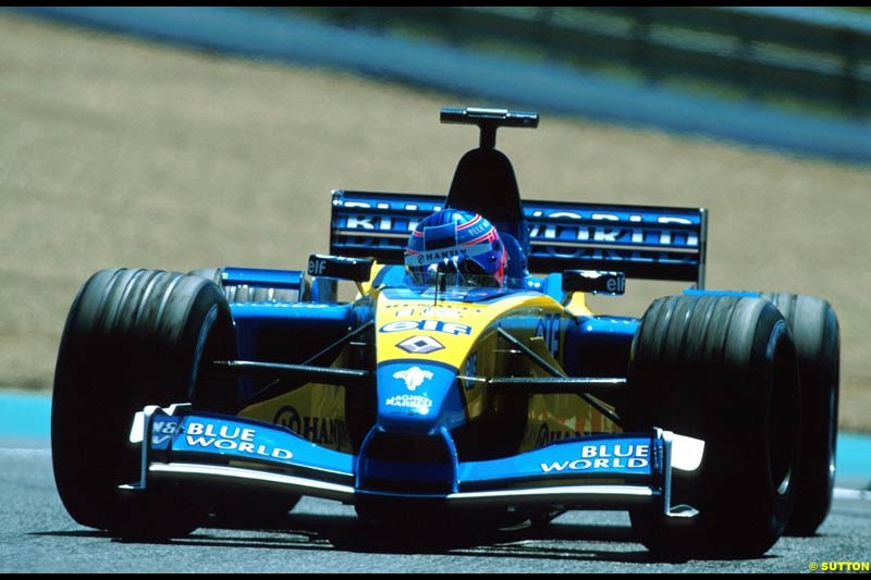 Jenson Button, Renault, secures a point. French Grand Prix, Magny Cours, France, July 21st 2002.