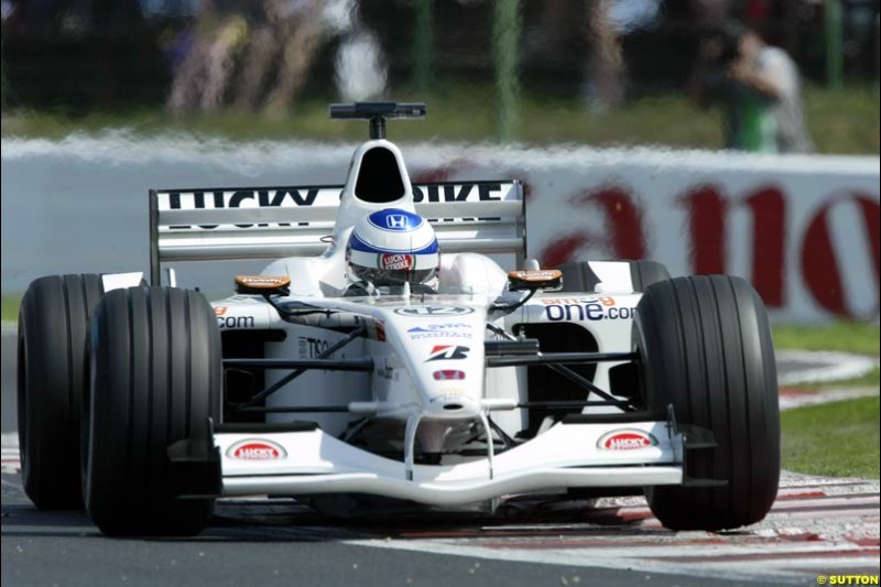 Olivier Panis, British American Racing, during Qualifying, Hungarian Grand Prix, Budapest, August 17 2002.