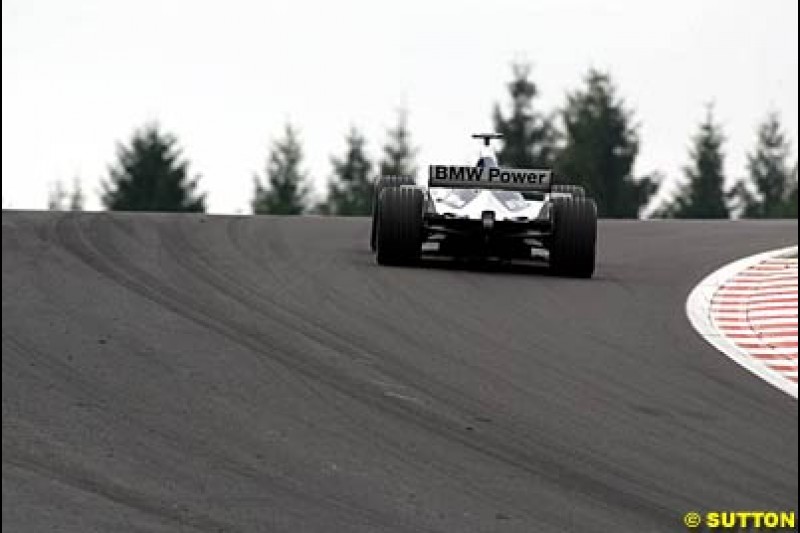 A Williams during Saturday Free Practice. Belgian Grand Prix, Spa-Francorchamps, Belgium, August 31st 2002.