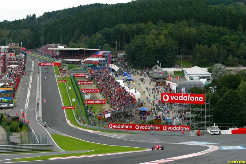 Michael Schumacher, Ferrari, leads from the start. Belgian Grand Prix, Spa-Francorchamps, Belgium, September 1st 2002.