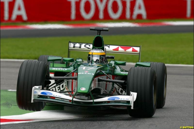 Pedro de la Rosa, Jaguar, during Friday Free Practice. Italian Grand Prix, Monza, Italy. September 13th 2002.