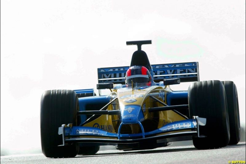 Oliver Gavin, Renault, Silverstone, England. October 3rd 2002