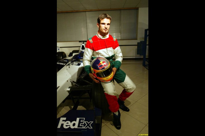 Vitantonio Liuzzi Seat Fitting, Williams Factory, Grove, England, 6 November 2002.