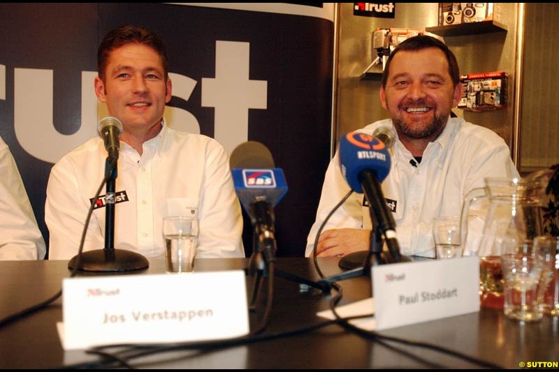 Minardi Team owner Paul Stoddard announces Jos Verstappen will drive for the team in 2003. Dordrecht, The Netherlands. January 9th 2003.