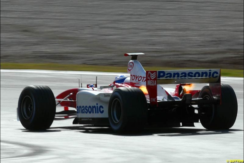 Olivier Panis, Toyota, at the Circuit de Catalunya. Formula One Testing, Barcelona, Spain, 4 February 2003.
