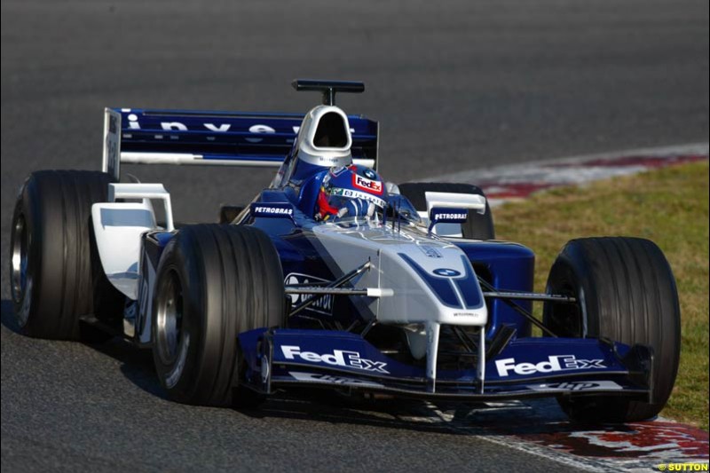 Juan Pablo Montoya, Williams FW24, during testing at the Circuit de Catalunya. Barcelona, Spain. February 3rd, 2003.