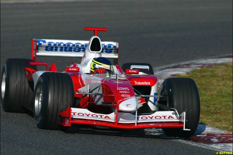Cristiano da Matta, Toyota, during testing at the Circuit de Catalunya. Barcelona, Spain. February 3rd, 2003.