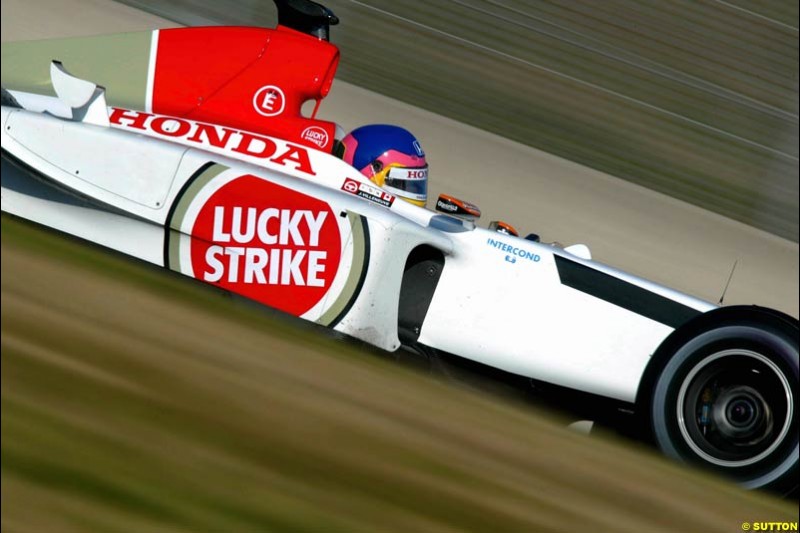 Jacques Villeneuve, BAR, during testing at the Circuit de Catalunya. Barcelona, Spain. February 3rd, 2003.