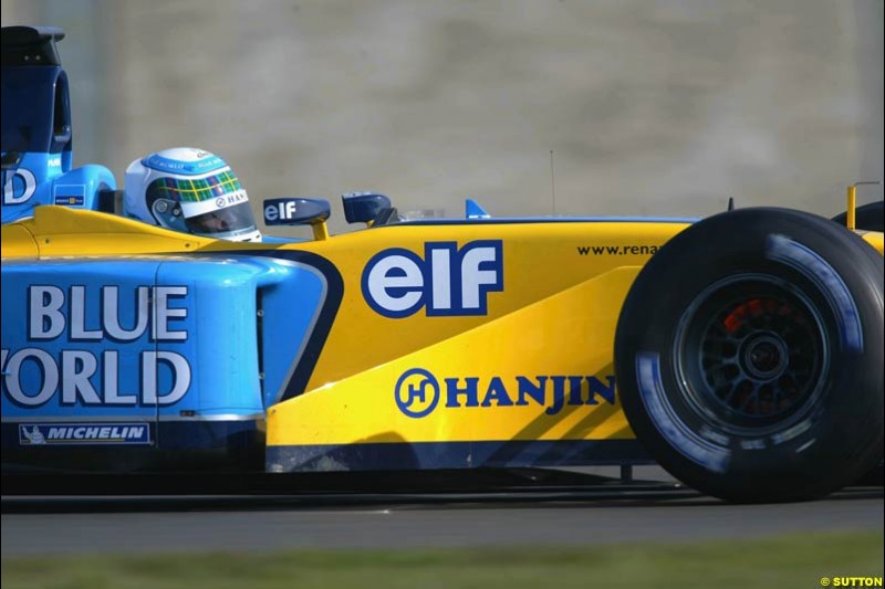 Allan McNish, Renault, during testing at Silverstone, England. 25th February 2003.