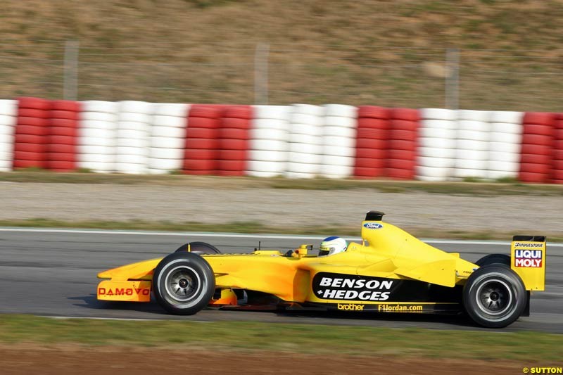 Giancarlo Fisichella, Jordan EJ13, during testing at the Barcelona circuit in Spain. 17th February, 2003.