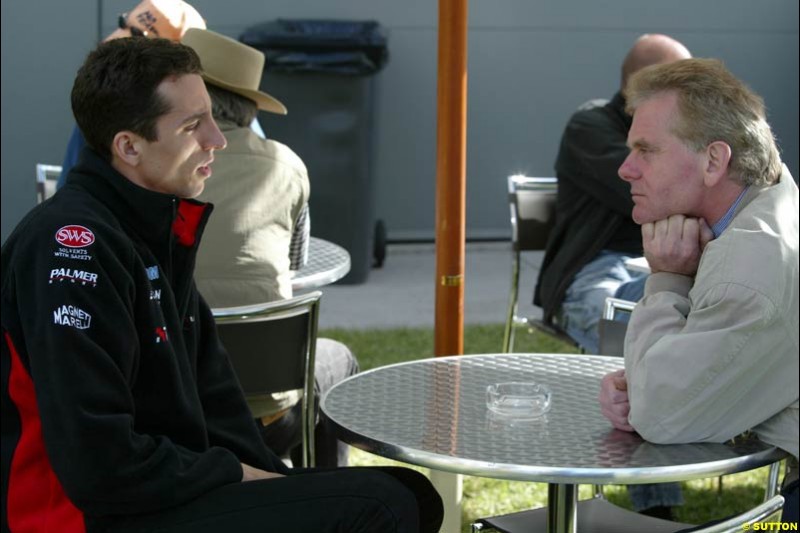 Justin Wilson and his manager Jonathan Palmer after qualifying for the Australian GP. Melbourne, March 8th 2003.