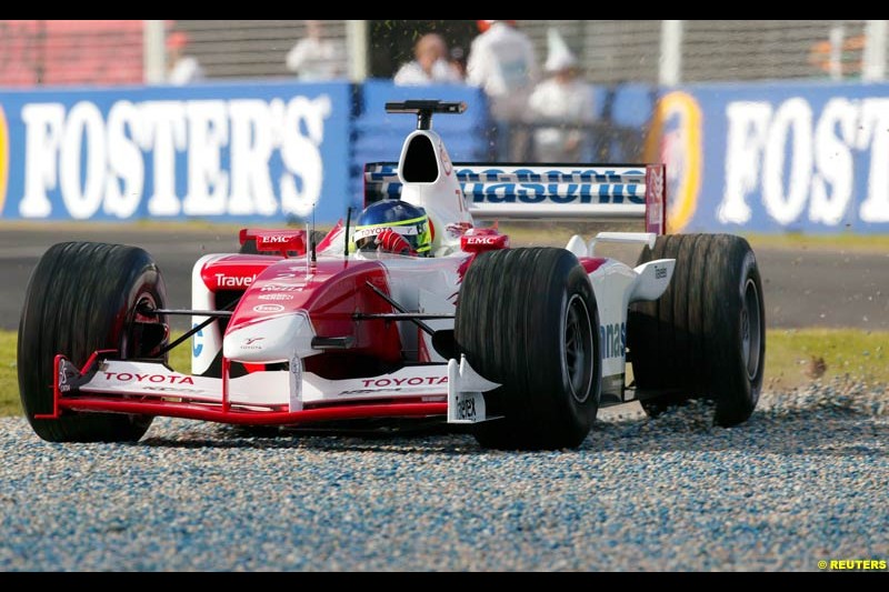 Cristiano da Matta, Toyota, during Saturday's free practice for the Australian GP. Melbourne, March 8th 2003.