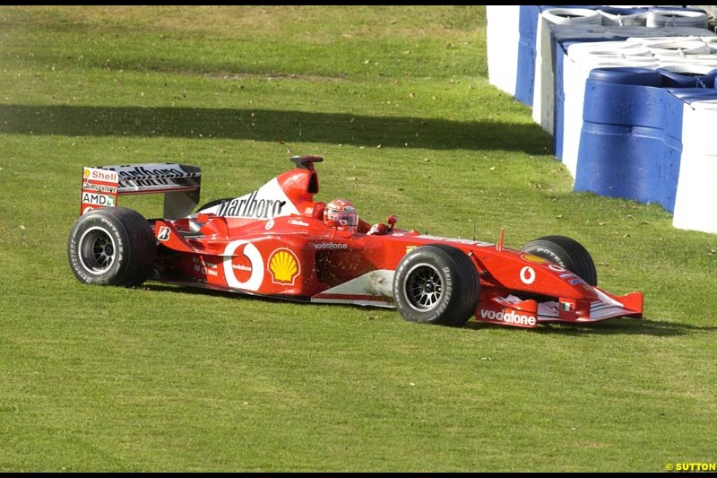 Michael Schumacher, Ferrari, crashes during Saturday practice for the Australian GP. Melbourne, March 8th 2003.