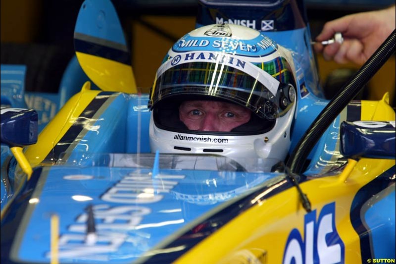 Allan McNish, Renault, during Friday morning testing at Sepang International Circuit. Malaysian GP, March 21st 2003.