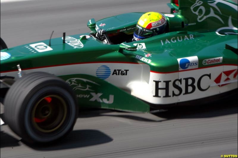 Mark Webber, Jaguar, during Saturday qualifying for the Malaysian GP. Sepang, March 22nd 2003.