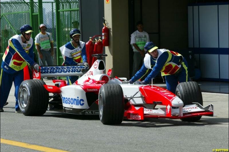 Brazilian Grand Prix Saturday qualifying at Interlagos. Sao Paulo, April 5th 2003.