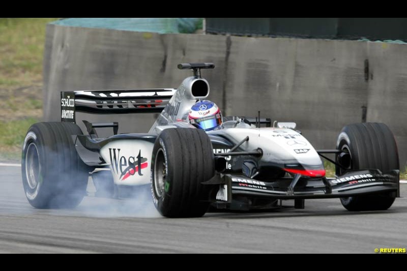 Saturday practice for the Brazilian Grand Prix. Interlagos, Sao Paulo, April 5th 2003.