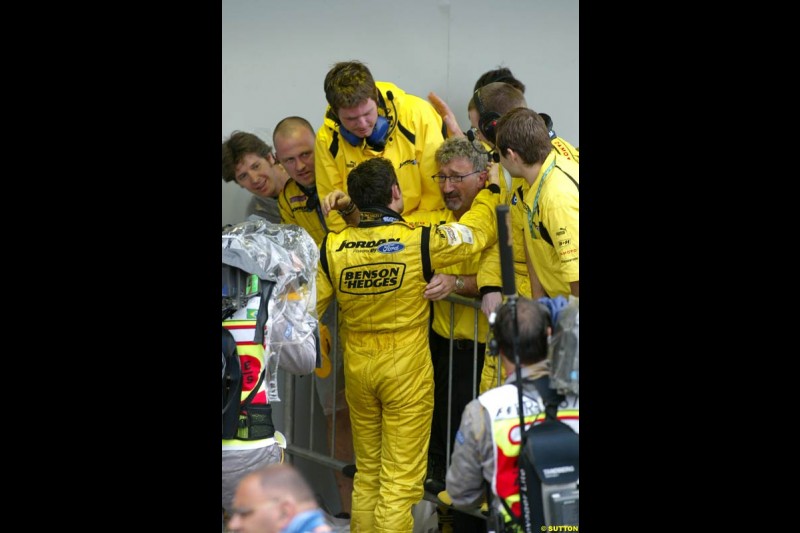 Giancarlo Fisichella, Jordan, with team owner Eddie Jordan. Brazilian Grand Prix. Interlagos, Sao Paulo, April 6th 2003.