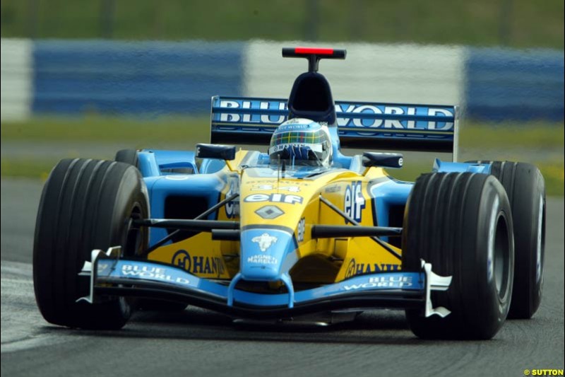 Allan McNish, Renault, during testing at the Silverstone circuit. 23th April, 2003.
