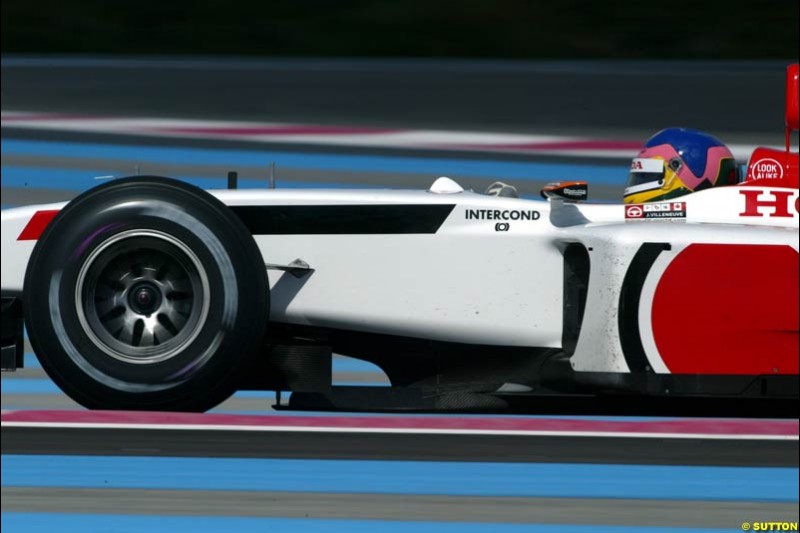 Jacques Villeneuve, BAR, during testing at the Paul Ricard circuit in France. 10 April, 2003.