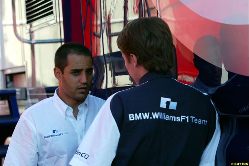 Juan Pablo Montoya and Sam Michael, Williams. Friday at the Circuit de Catalunya, Barcelona, Spain. May 2nd 2003