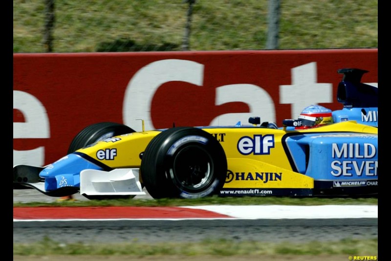 Fernando Alonso, Renault. Friday, Spanish Grand Prix at the Circuit de Catalunya. Barcelona, Spain. May 2nd 2003.