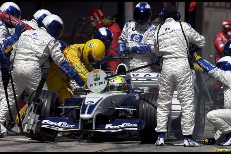 Williams pitstop. Spanish Grand Prix. Circuit de Catalunya, Barcelona, Spain. May 4th 2003.
