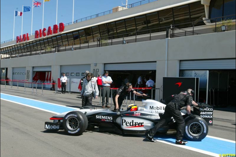 Pedro de la Rosa, McLaren, during testing at the Paul Ricard circuit in France. 20th May, 2003.
